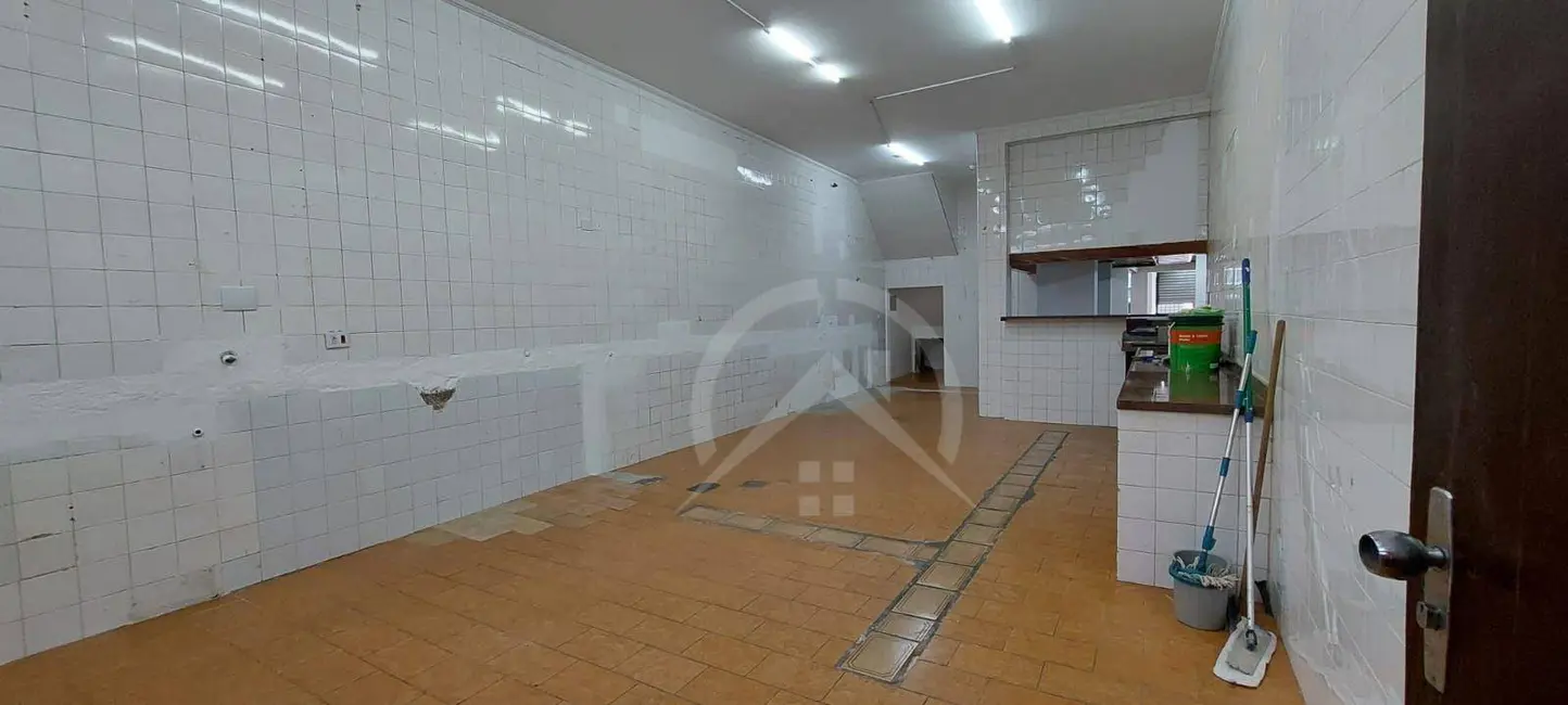 Sala Comercial para alugar, 272m2 em Centro, Atibaia - SP - imagem 9 Foto 9 de Sala Comercial para alugar, 272m2 em Centro, Atibaia - SP