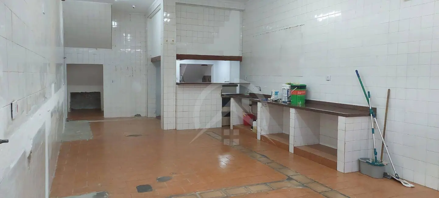 Sala Comercial para alugar, 272m2 em Centro, Atibaia - SP - imagem 8 Foto 8 de Sala Comercial para alugar, 272m2 em Centro, Atibaia - SP