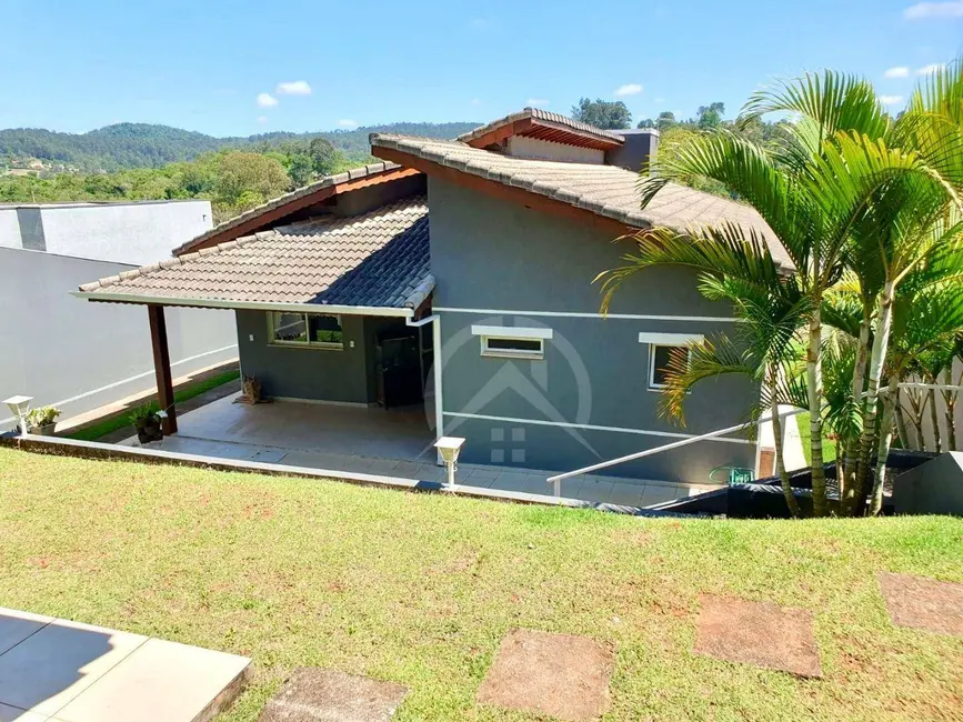 Foto 8 de Casa de Condomínio com 4 quartos à venda e para alugar, 640m2 em Condomínio Parque das Garças II, Atibaia - SP