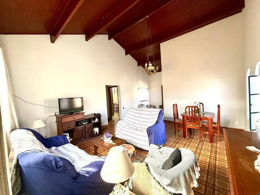 Foto 4 de Casa com 3 quartos à venda, 429m2 em Atibaia - SP