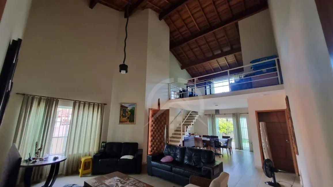 Foto 8 de Casa com 3 quartos à venda, 420m2 em Atibaia - SP