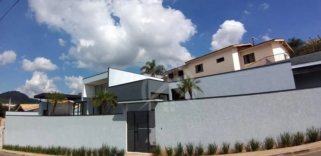 Foto 1 de Casa com 3 quartos à venda, 494m2 em Jardim Paulista, Atibaia - SP