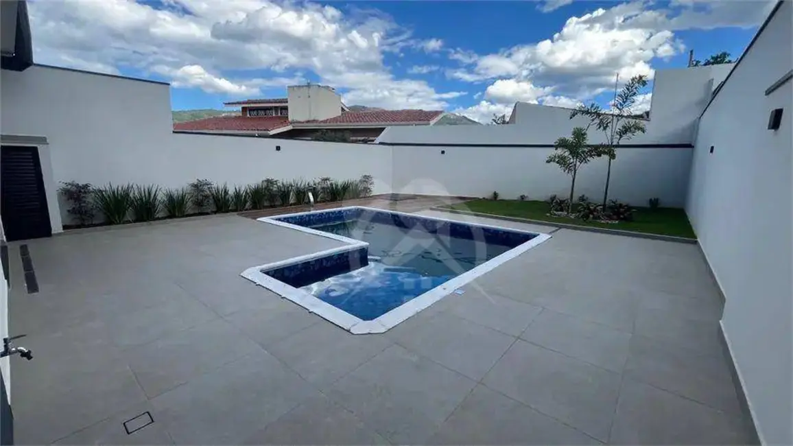 Foto 3 de Casa com 3 quartos à venda, 440m2 em Nova Gardênia, Atibaia - SP