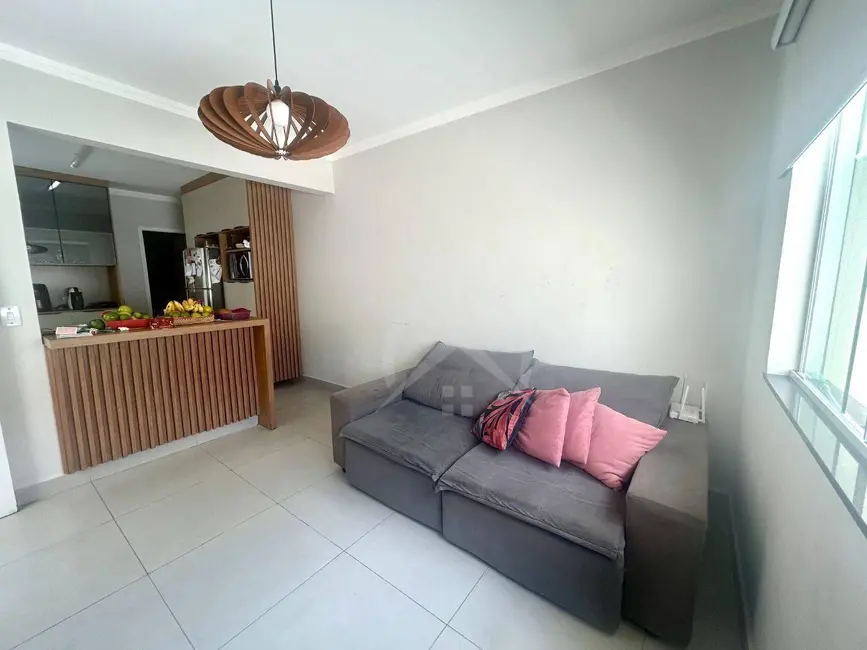 Foto 3 de Casa com 3 quartos à venda, 150m2 em Jardim Alvinópolis, Atibaia - SP