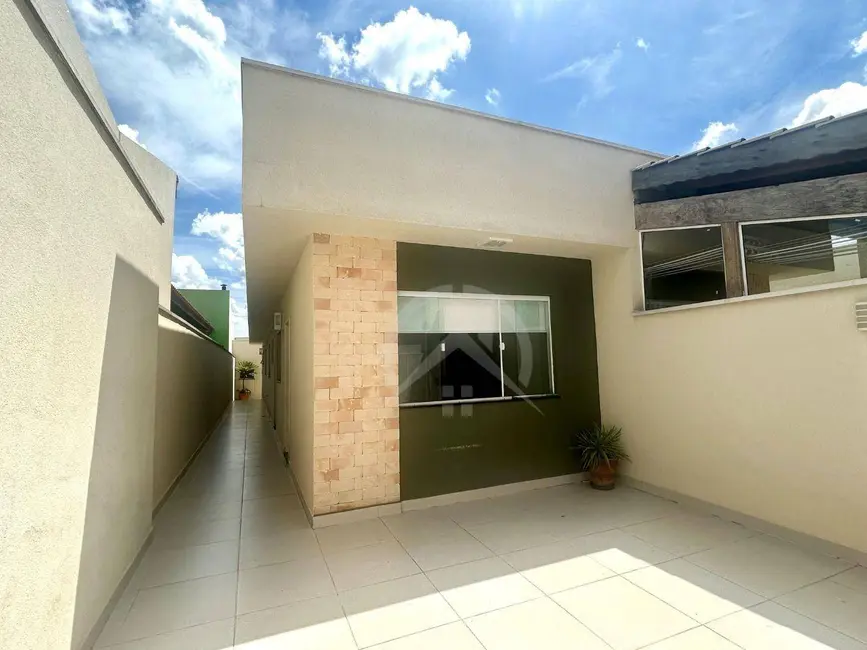 Foto 1 de Casa com 3 quartos à venda, 150m2 em Jardim Alvinópolis, Atibaia - SP