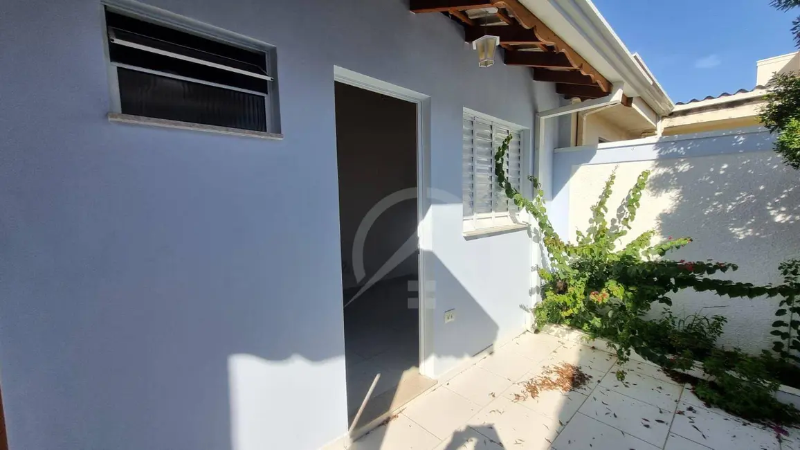 Foto 3 de Casa com 2 quartos para alugar, 147m2 em Loteamento Loanda, Atibaia - SP