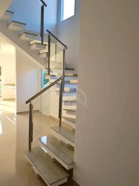Sobrado com 3 quartos para alugar, 150m2 em Nova Gardênia, Atibaia - SP - imagem 6 Foto 6 de Sobrado com 3 quartos para alugar, 150m2 em Nova Gardênia, Atibaia - SP