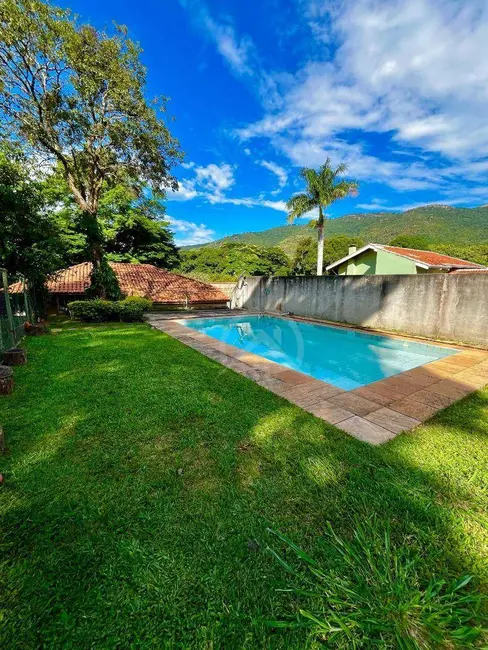 Foto 1 de Casa com 2 quartos à venda, 363m2 em Retiro das Fontes, Atibaia - SP