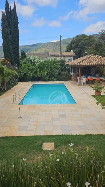 Foto 7 de Casa com 5 quartos à venda, 1000m2 em Vila Petrópolis, Atibaia - SP