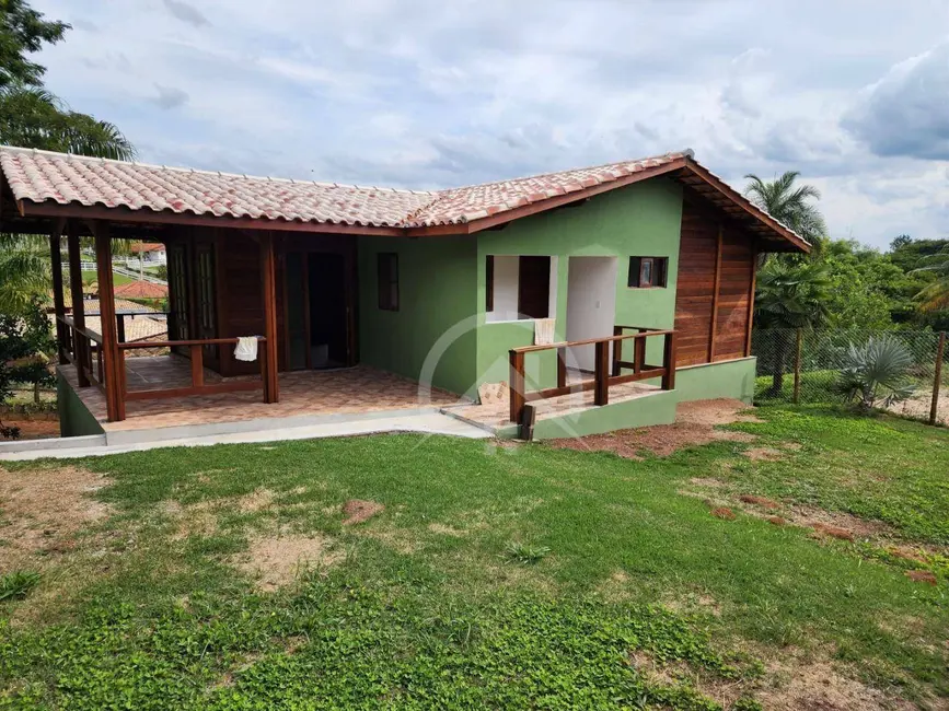 Foto 2 de Chácara com 2 quartos à venda e para alugar, 1000m2 em Ribeirão dos Porcos, Atibaia - SP