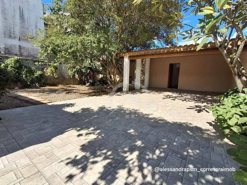 Casa com 3 quartos à venda, 323m2 em Parque dos Coqueiros, Atibaia - SP - imagem 1 Foto 1 de Casa com 3 quartos à venda, 323m2 em Parque dos Coqueiros, Atibaia - SP