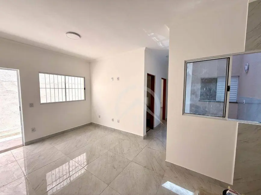 Casa com 2 quartos para alugar, 162m2 em Centro, Atibaia - SP - imagem 1 Foto 1 de Casa com 2 quartos para alugar, 162m2 em Centro, Atibaia - SP