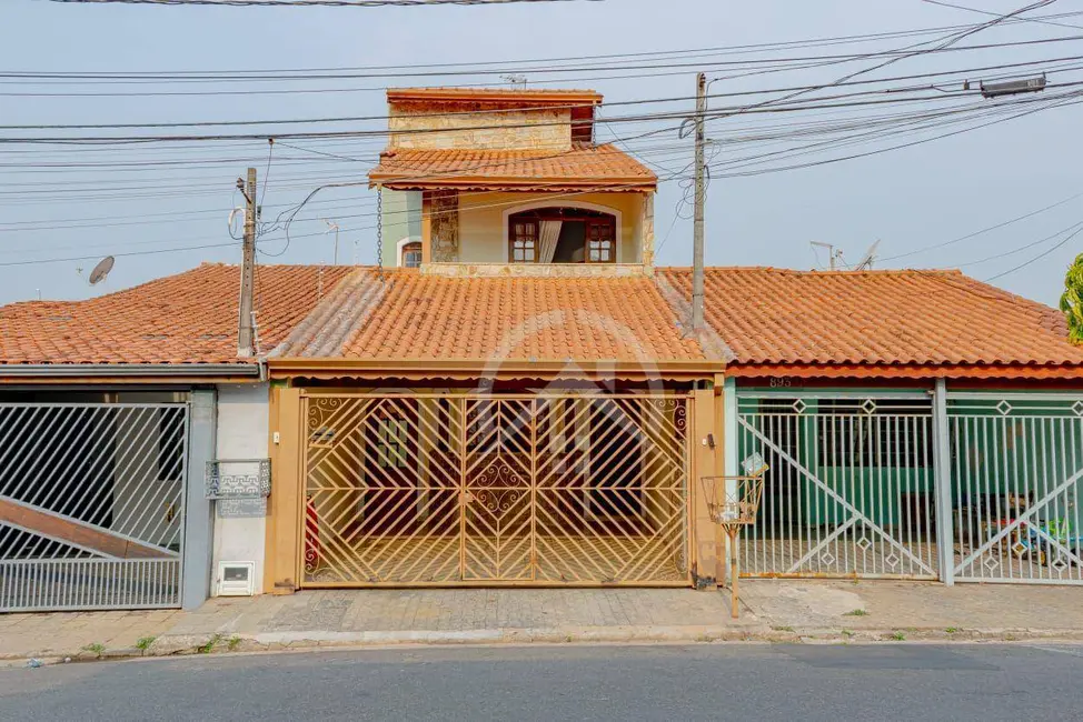 Foto 1 de Sobrado com 4 quartos à venda, 175m2 em Atibaia Jardim, Atibaia - SP