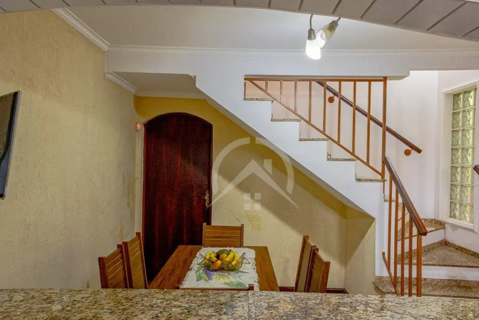 Foto 8 de Sobrado com 4 quartos à venda, 175m2 em Atibaia Jardim, Atibaia - SP