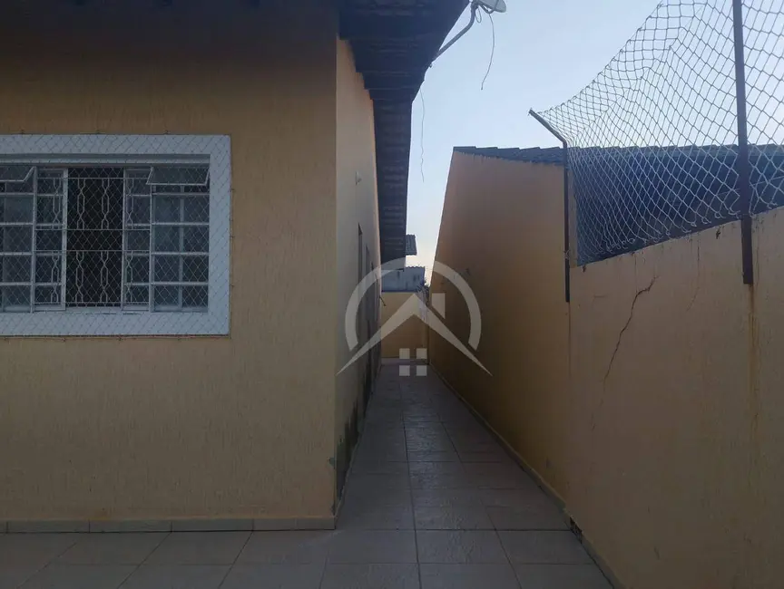 Foto 3 de Casa com 2 quartos à venda, 176m2 em Atibaia - SP