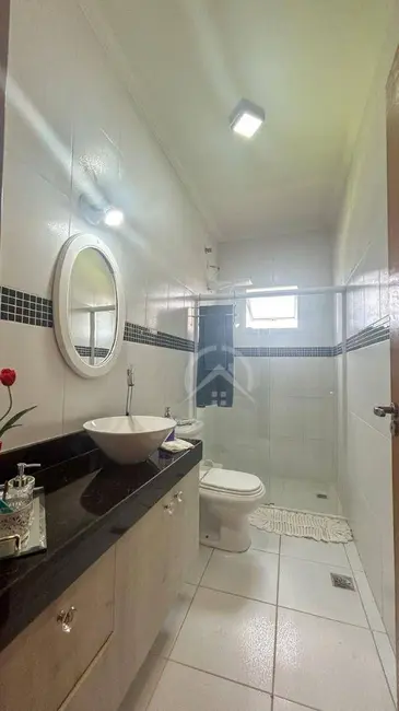 Foto 6 de Casa com 3 quartos à venda, 240m2 em Jardim dos Pinheiros, Atibaia - SP