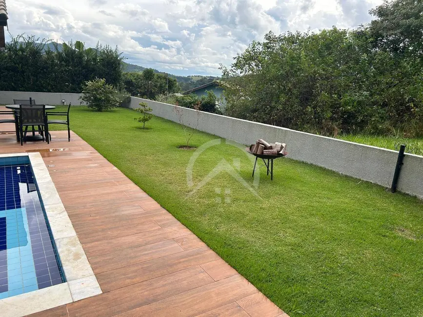 Foto 3 de Casa com 3 quartos à venda, 800m2 em Atibaia - SP