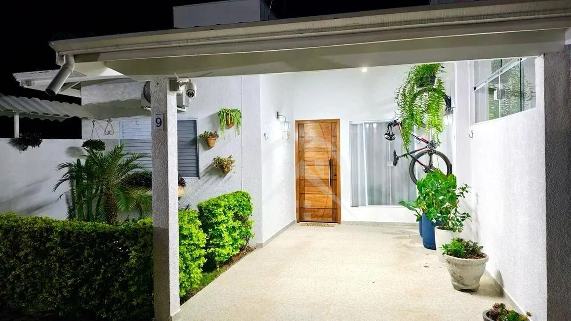 Casa com 2 quartos à venda, 163m2 em Atibaia - SP - imagem 2 Foto 2 de Casa com 2 quartos à venda, 163m2 em Atibaia - SP