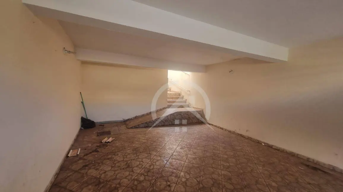 Foto 1 de Casa com 4 quartos à venda e para alugar, 120m2 em Jardim Alvinópolis, Atibaia - SP