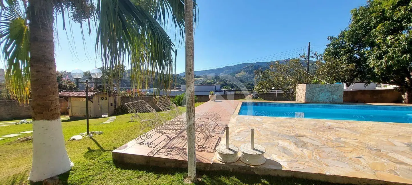 Foto 9 de Chácara com 6 quartos à venda e para alugar, 1400m2 em Jardim Estância Brasil, Atibaia - SP