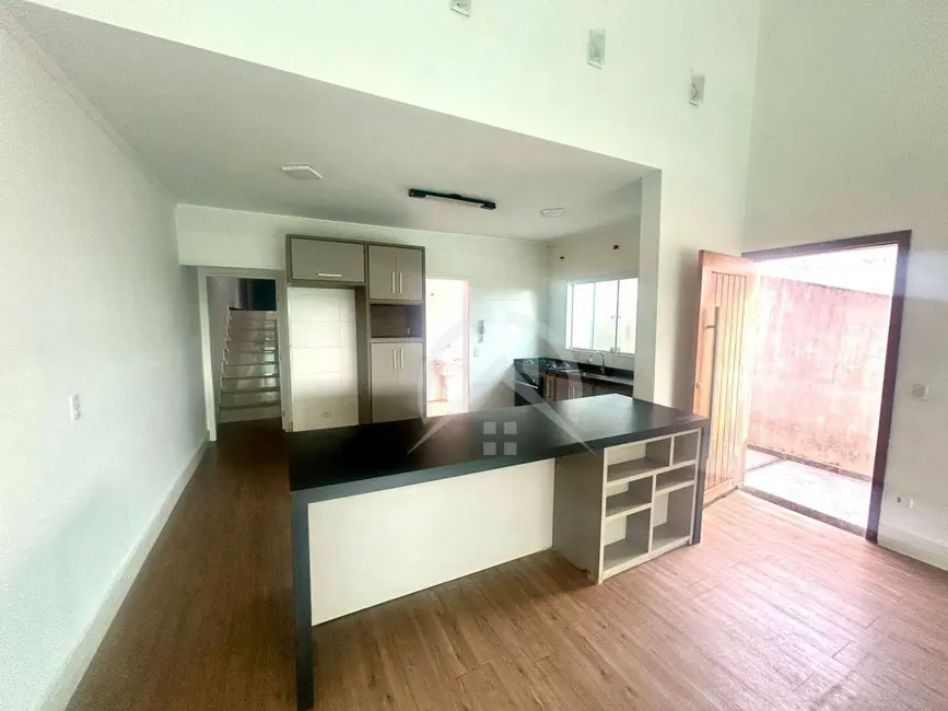 Sobrado com 3 quartos à venda, 250m2 em Jardim Paulista, Atibaia - SP - imagem 5 Foto 5 de Sobrado com 3 quartos à venda, 250m2 em Jardim Paulista, Atibaia - SP