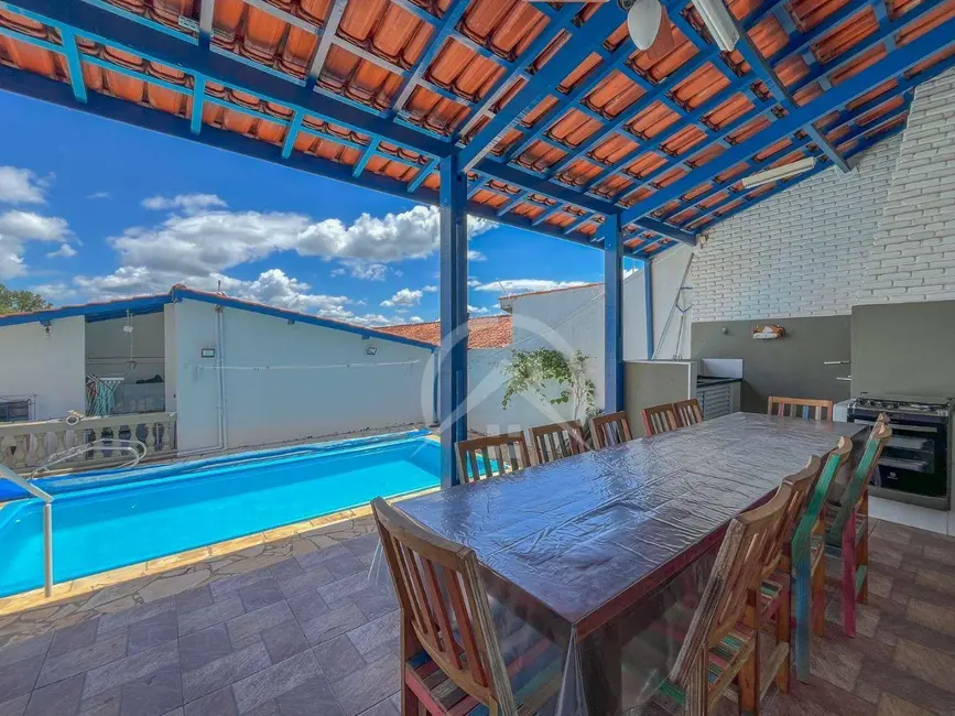Casa com 4 quartos à venda, 418m2 em Vila Rica, Atibaia - SP - imagem 5 Foto 5 de Casa com 4 quartos à venda, 418m2 em Vila Rica, Atibaia - SP
