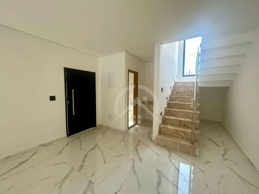 Foto 6 de Sobrado com 3 quartos à venda, 210m2 em Vila Petrópolis, Atibaia - SP