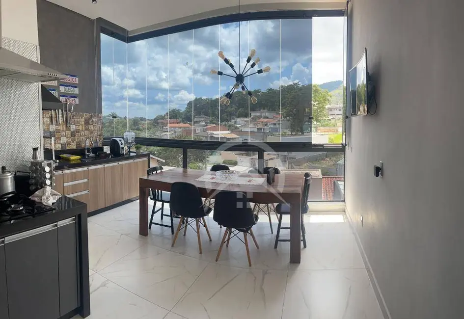 Foto 1 de Sobrado com 3 quartos à venda, 150m2 em Jardim Maristela, Atibaia - SP