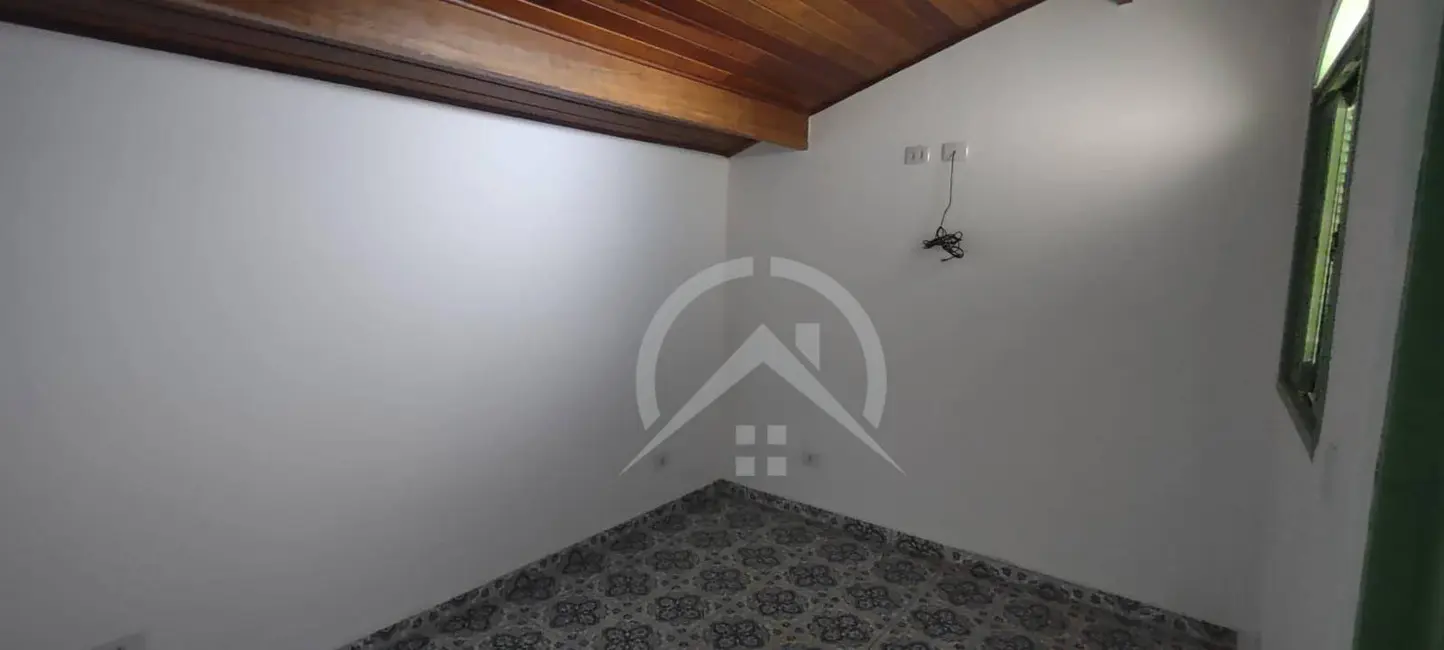 Foto 2 de Casa com 2 quartos para alugar, 190m2 em Centro, Atibaia - SP