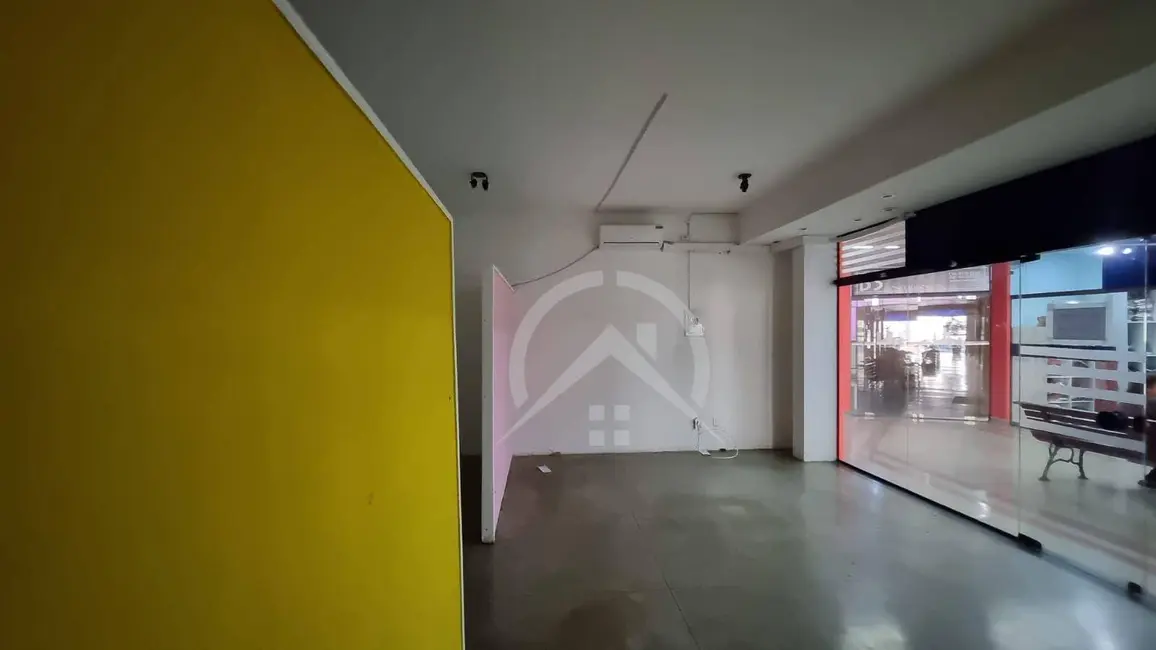 Sala Comercial para alugar, 60m2 em Centro, Atibaia - SP - imagem 2 Foto 2 de Sala Comercial para alugar, 60m2 em Centro, Atibaia - SP