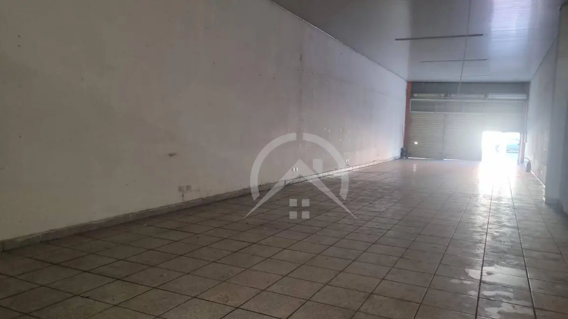 Armazém / Galpão para alugar, 200m2 em Vila Thais, Atibaia - SP - imagem 3 Foto 3 de Armazém / Galpão para alugar, 200m2 em Vila Thais, Atibaia - SP