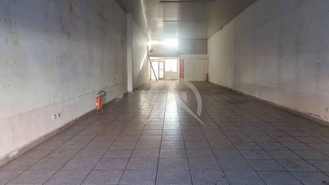 Armazém / Galpão para alugar, 200m2 em Vila Thais, Atibaia - SP - imagem 1 Foto 1 de Armazém / Galpão para alugar, 200m2 em Vila Thais, Atibaia - SP