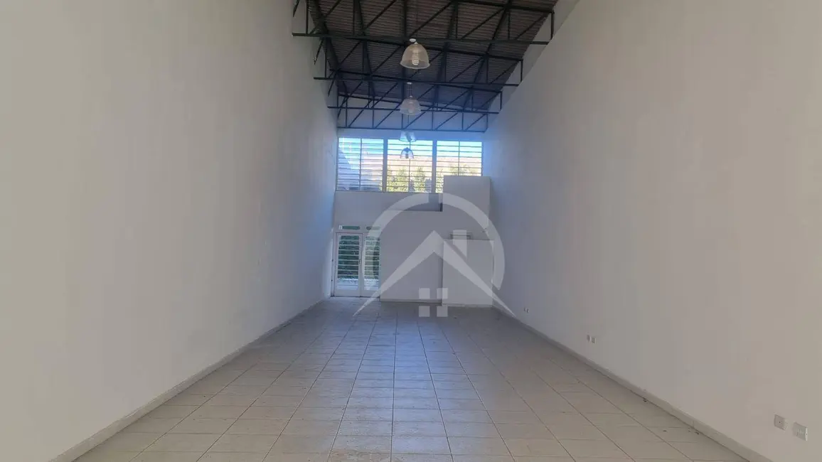 Foto 2 de Armazém / Galpão para alugar, 150m2 em Atibaia - SP