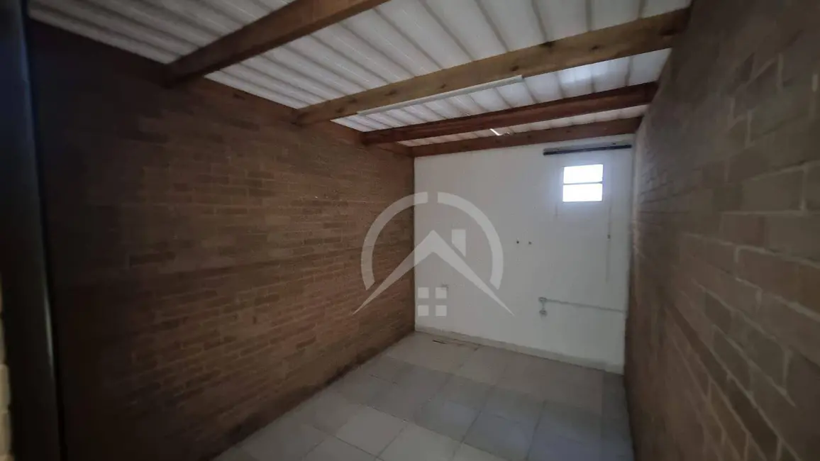 Armazém / Galpão para alugar, 150m2 em Atibaia - SP - imagem 3 Foto 3 de Armazém / Galpão para alugar, 150m2 em Atibaia - SP