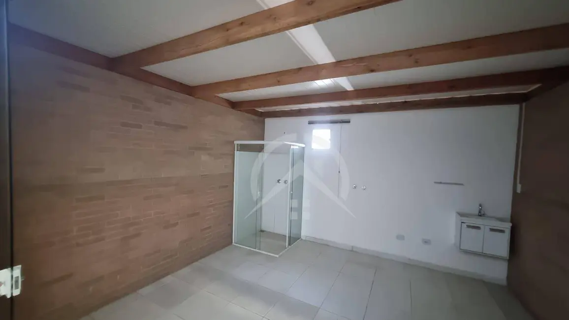 Armazém / Galpão para alugar, 150m2 em Atibaia - SP - imagem 6 Foto 6 de Armazém / Galpão para alugar, 150m2 em Atibaia - SP