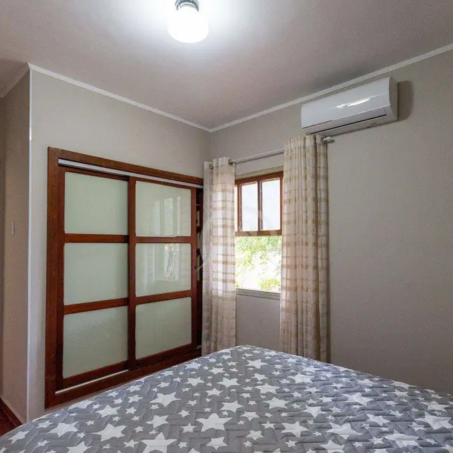 Foto 2 de Chácara com 8 quartos à venda e para alugar, 1500m2 em Jardim Floresta, Atibaia - SP