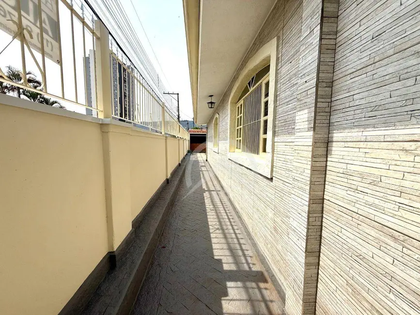 Foto 6 de Casa com 3 quartos para alugar, 300m2 em Vila Helena, Atibaia - SP