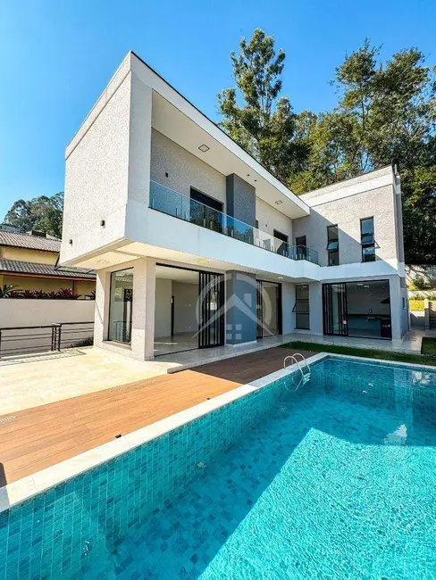 Foto 1 de Sobrado com 3 quartos à venda, 600m2 em Atibaia - SP