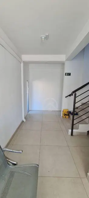 Foto 2 de Sobrado com 2 quartos à venda, 150m2 em Jardim Maristela II, Atibaia - SP
