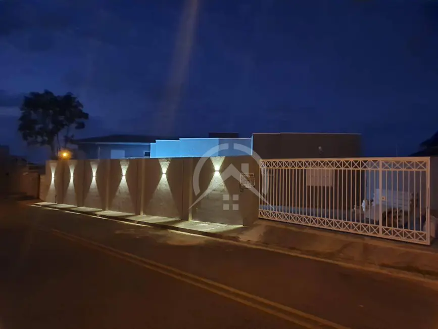 Foto 3 de Casa com 3 quartos à venda, 220m2 em Jardim Jaraguá, Atibaia - SP