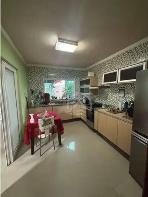 Foto 6 de Sobrado com 3 quartos à venda, 161m2 em Jardim do Lago, Atibaia - SP