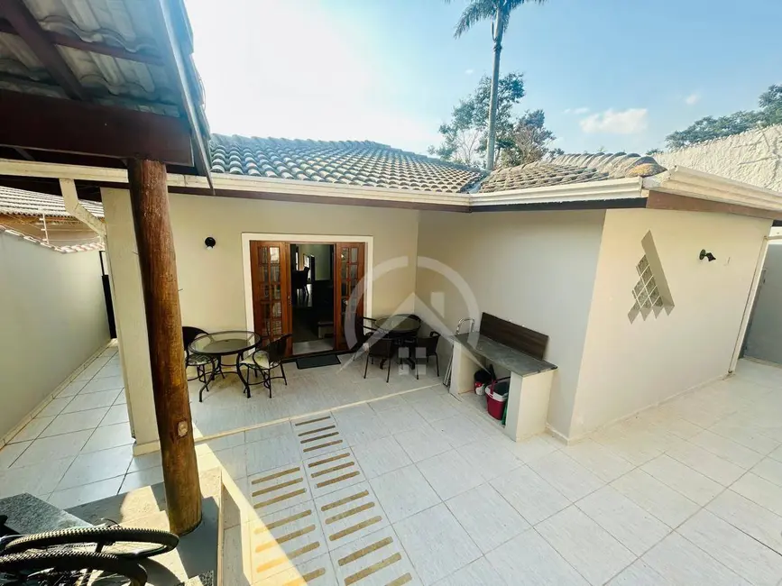 Foto 5 de Casa com 3 quartos à venda, 360m2 em Retiro das Fontes, Atibaia - SP