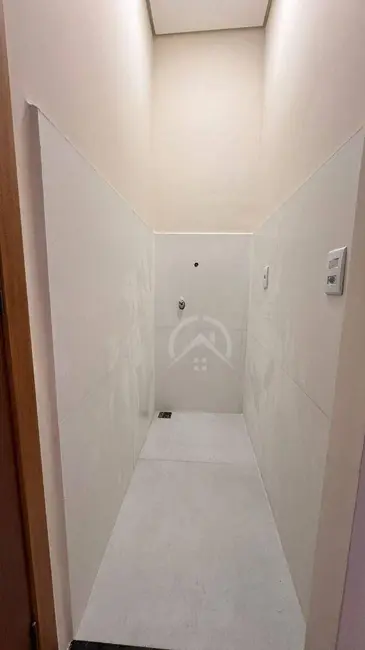 Apartamento com 2 quartos para alugar, 86m2 em Centro, Atibaia - SP - imagem 4 Foto 4 de Apartamento com 2 quartos para alugar, 86m2 em Centro, Atibaia - SP