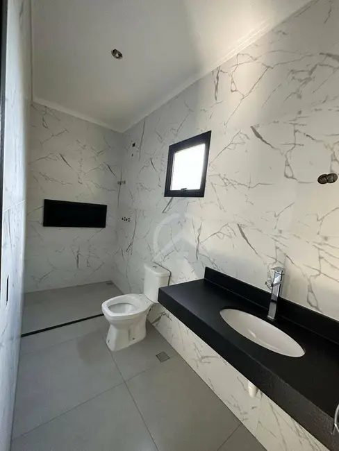 Foto 9 de Casa com 3 quartos à venda e para alugar, 180m2 em Jardim do Lago, Atibaia - SP