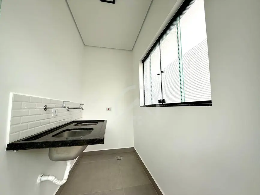 Foto 2 de Sobrado com 3 quartos à venda, 210m2 em Jardim Shangri-Lá, Atibaia - SP