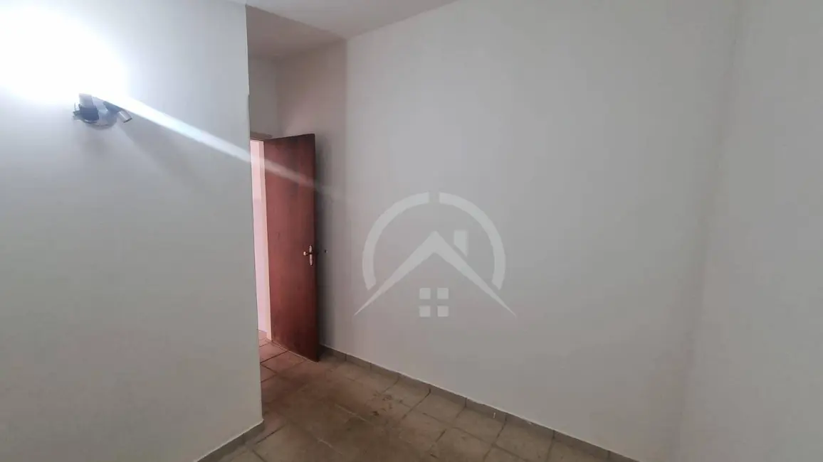 Foto 9 de Sobrado com 4 quartos para alugar, 170m2 em Centro, Atibaia - SP