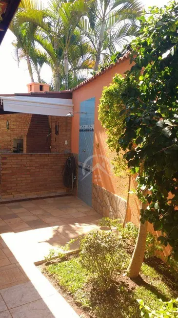 Foto 8 de Casa com 2 quartos à venda e para alugar, 233m2 em Jardim do Lago, Atibaia - SP