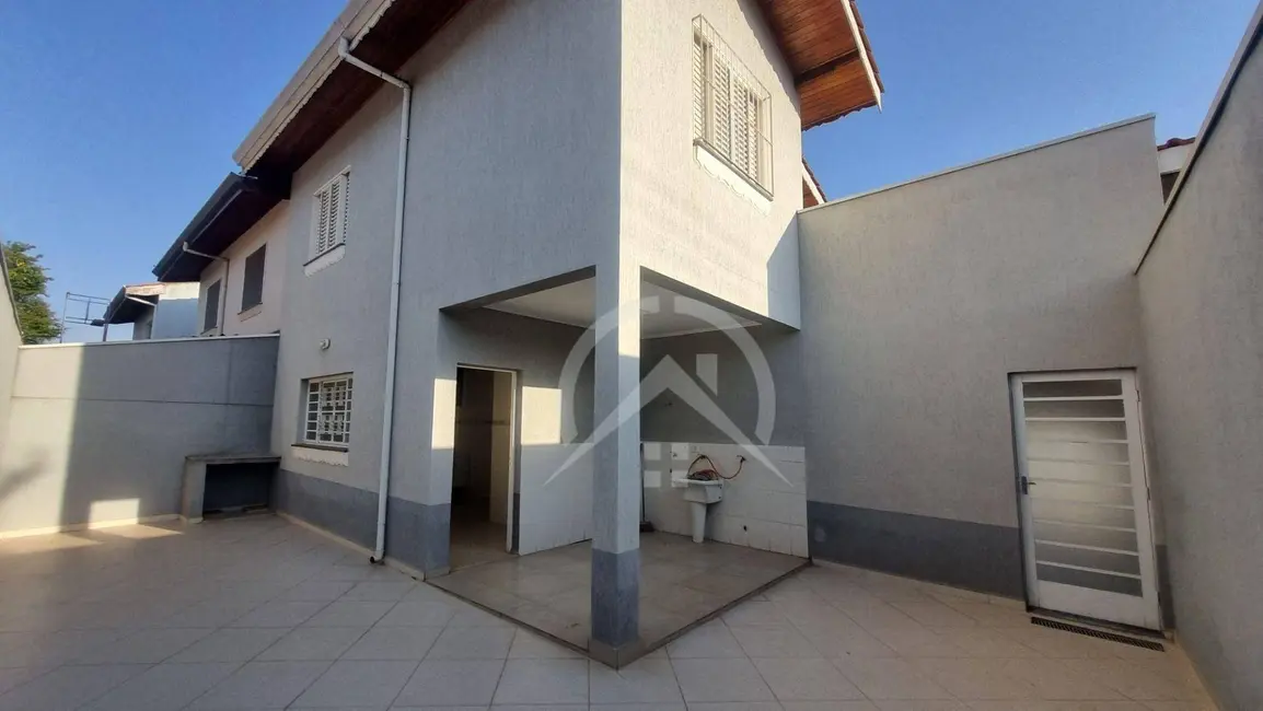 Foto 1 de Sobrado com 3 quartos à venda e para alugar, 148m2 em Jardim Terceiro Centenário, Atibaia - SP