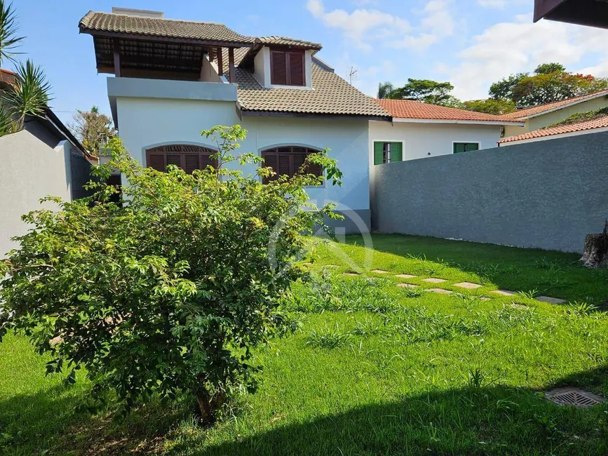 Foto 1 de Sobrado com 6 quartos à venda e para alugar, 500m2 em Vila Esperia ou Giglio, Atibaia - SP