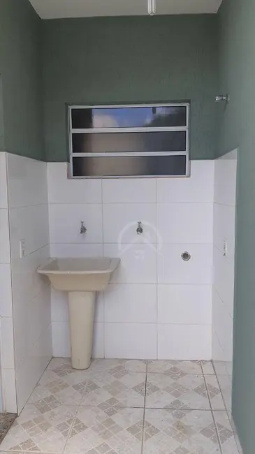 Casa com 2 quartos à venda, 176m2 em Nova Cerejeira, Atibaia - SP - imagem 3 Foto 3 de Casa com 2 quartos à venda, 176m2 em Nova Cerejeira, Atibaia - SP